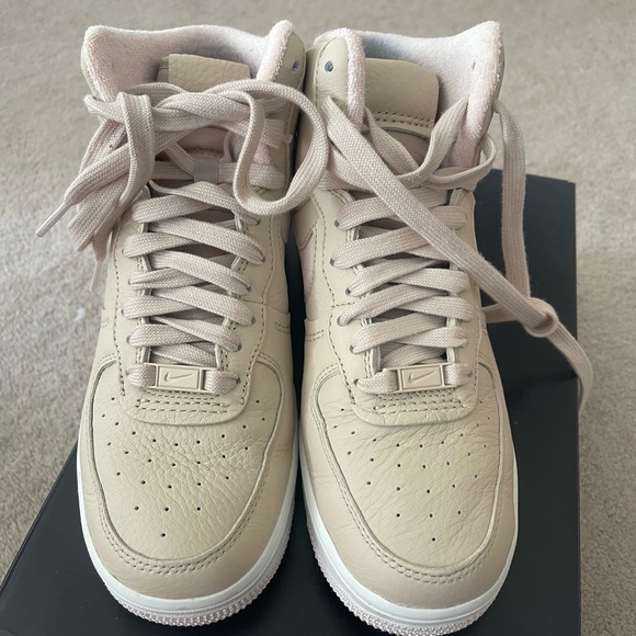 Nike Women 6.5 AF1 Sculpt - Picture 2 of 6